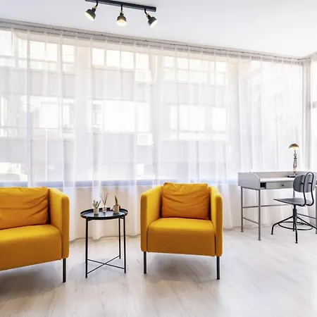 Charming Flat Near Bagdat Street Апартаменты *